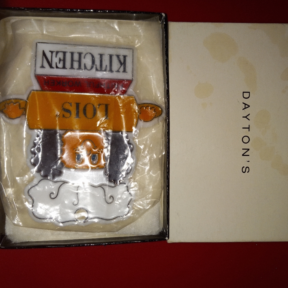 5 for $20 NWOT Daytons fridge magnet